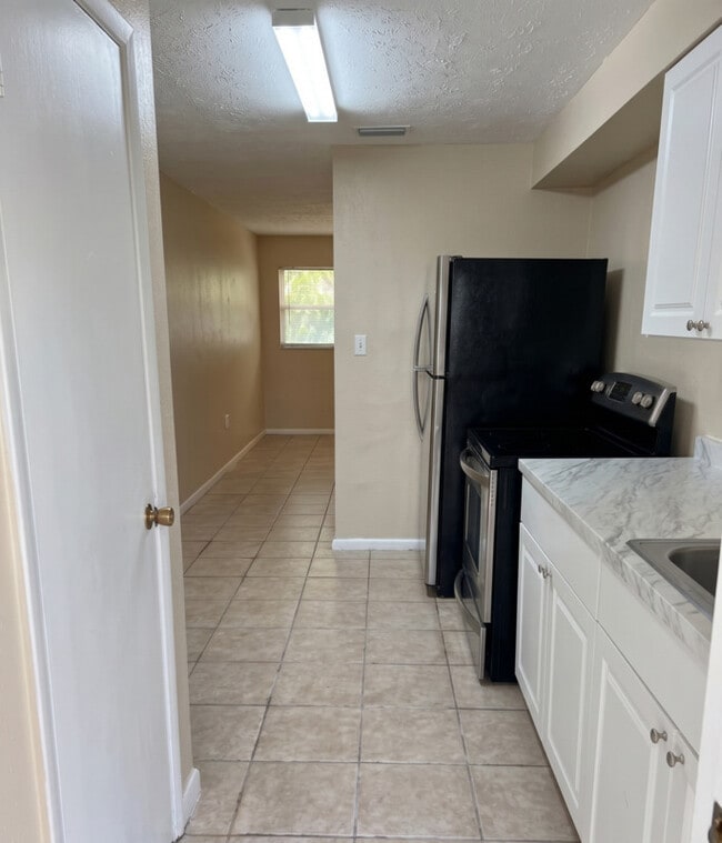 Building Photo - 3000 Orange Center Blvd Unit 92