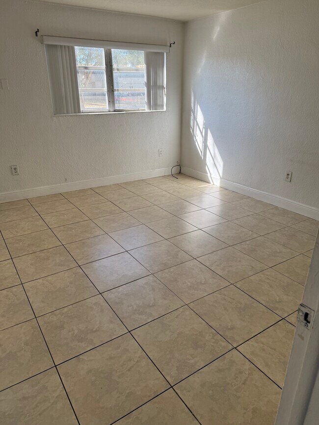 Photo - 3901 SW 112th Ave Unidad 20