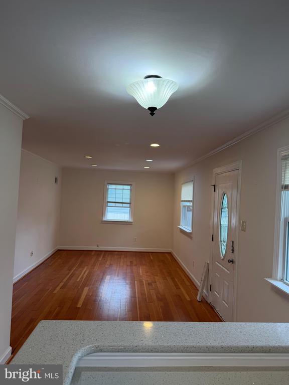 Building Photo - 5608 Tremont Dr
