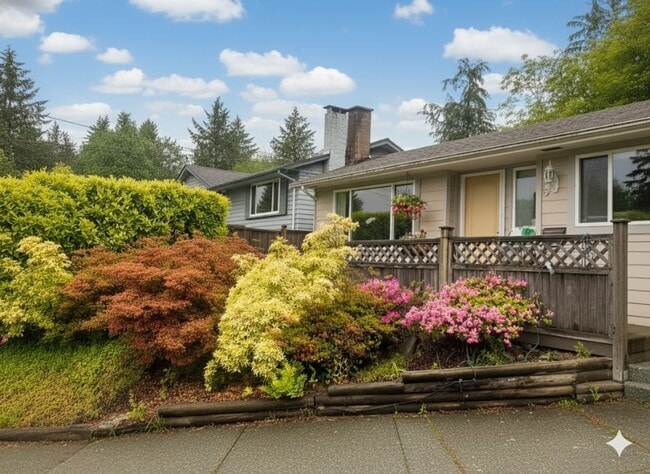 Building Photo - 995 Aubeneau Cres