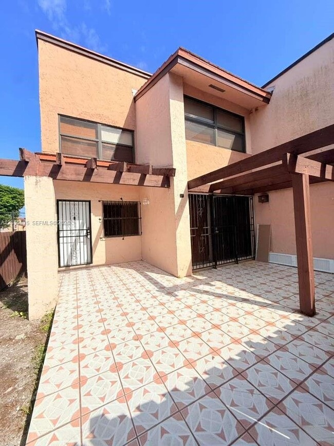 Building Photo - 445 W Park Dr Unit 106-4