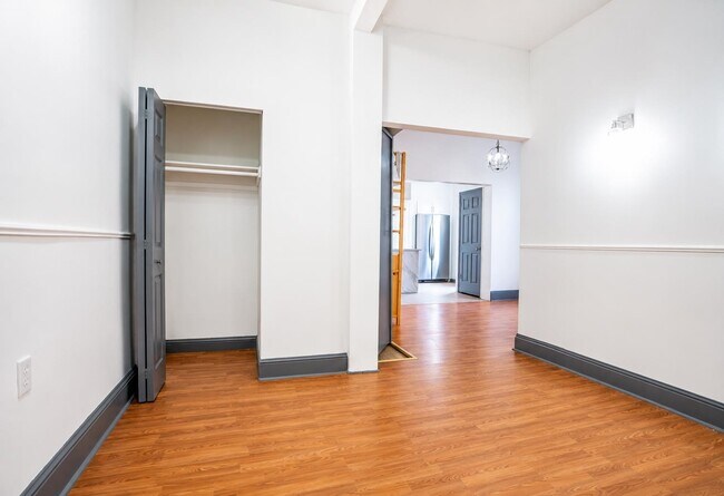 Photo - 814 28th St Unit 1
