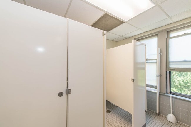 Photo - 5445 Ingleside By 3L Living