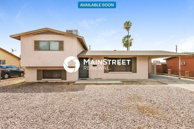 Building Photo - 4 Bedroom Pet-Friendly Home in Phoenix, AZ...