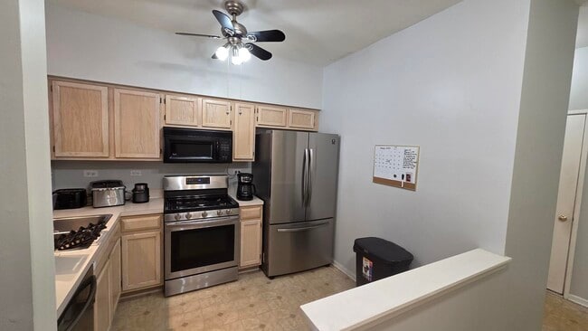 Photo - 237 Camel Bend Ct Unit 2