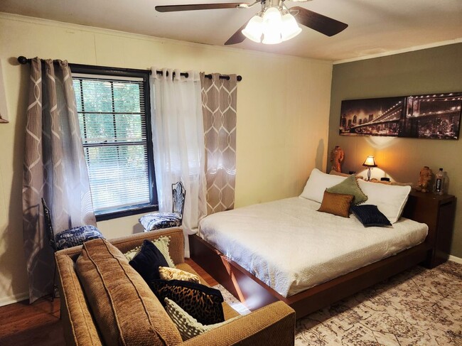 Photo - 4197 Fredericksburg Dr