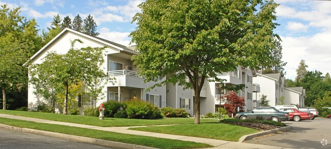 Arthur Court