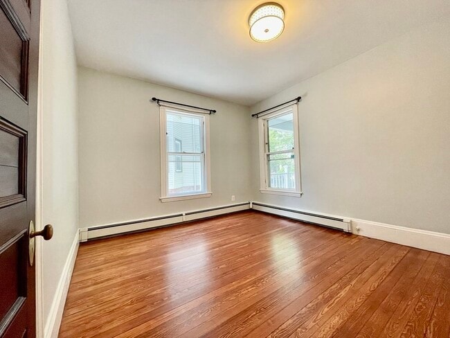 Photo - 39 Dana St Unit A