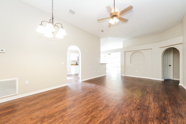 Photo - 254 Regal Downs Cir