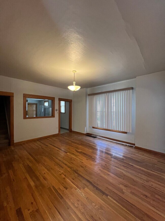 Photo - Charming 4 Bed 2 Bath in Gonzaga!!