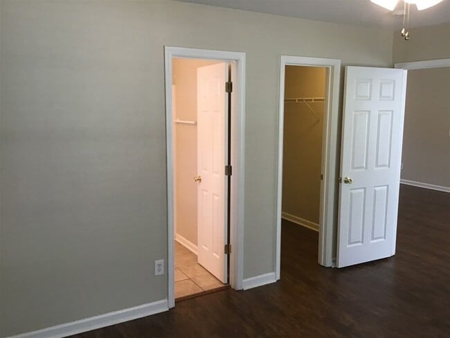 Photo - 3028 Misty Ridge Ln