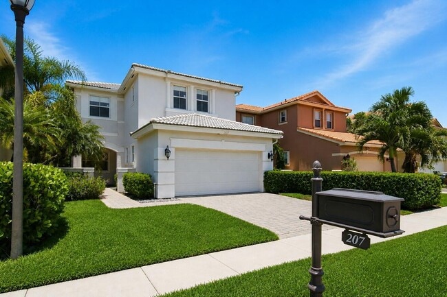 Photo - 207 Isle Verde Way