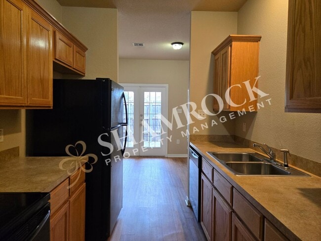 Photo - 2117 Columbus Ave