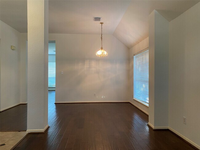 Photo - 22502 Bristolwood Ct