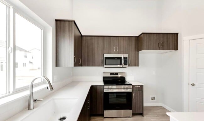 Photo - 6290 W Karpathos St