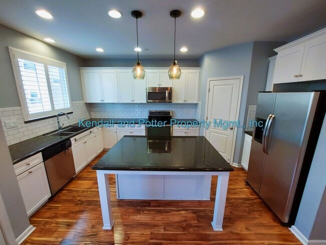 Photo - Immaculate 4 Bedroom, 3.5 Bath Townhome in Desirable Scotts Valley