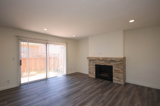 Photo - 1508 Dixon St