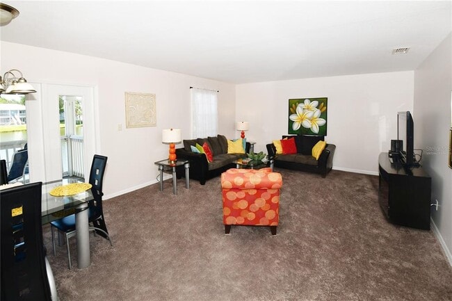 Photo - 204 Pompano Dr SE Unit D