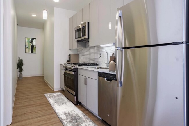 Photo - 808 S Green St