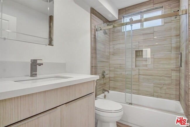 Photo - 2419 Cochran Ave