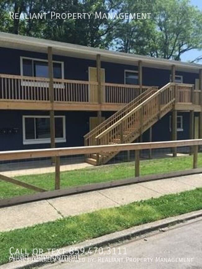 Building Photo - 500 Ohio St Unit 4