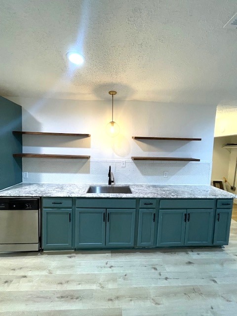 Photo - 805 Dearborn St