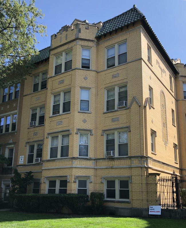 Photo - 1623-1633 West Lunt Avenue