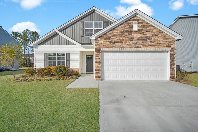 Building Photo - Beautiful home located in The Commons subdivision