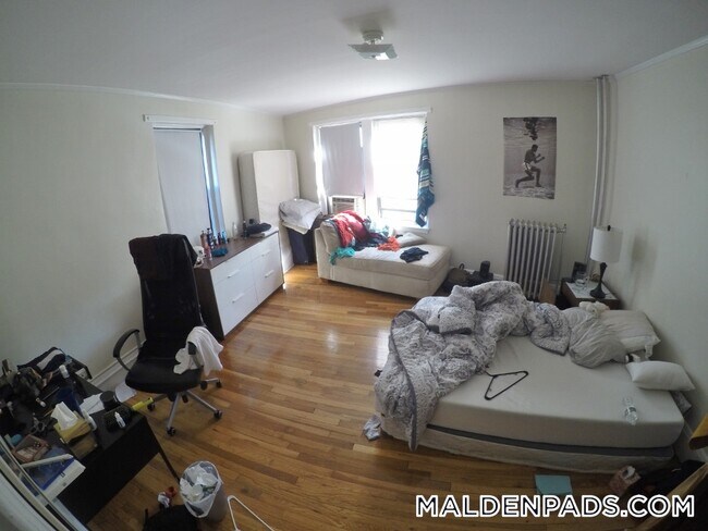 Photo - 349 Pleasant St Unidad B1-11