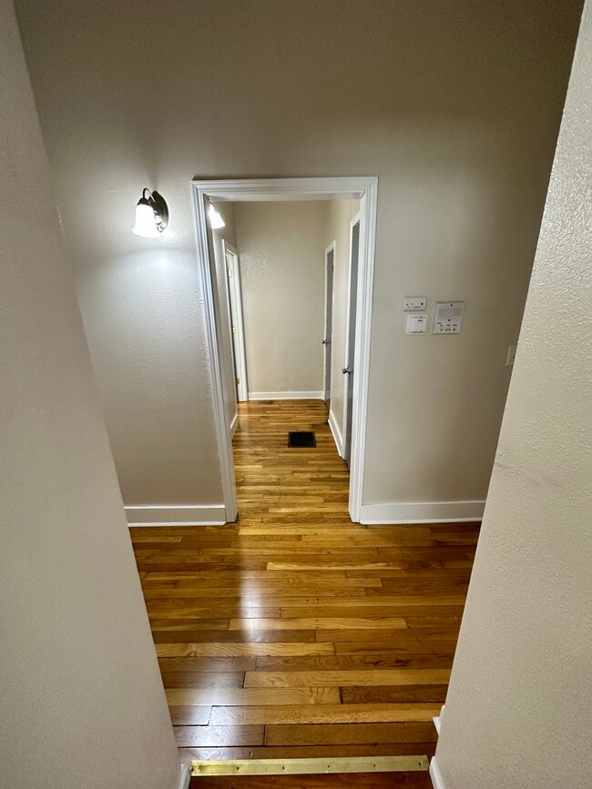 Photo - 1635 White St Unidad 1