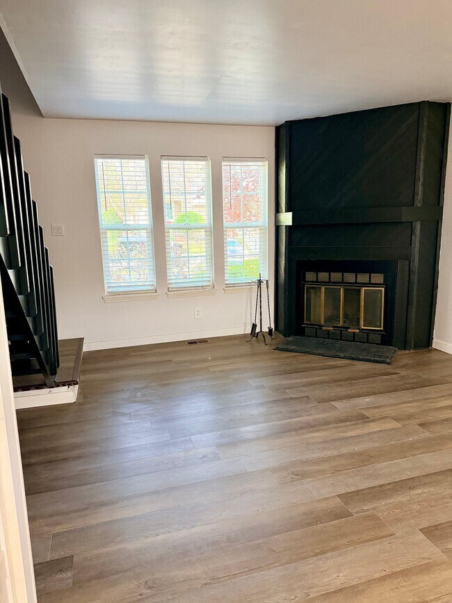 Photo - 1192 S Zeno Way Unit E