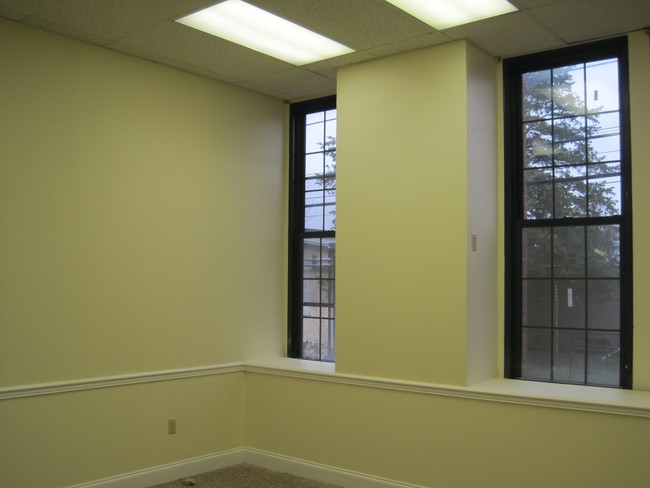 Photo - 200 Lincoln Ave