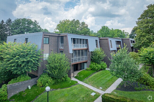 Photo - Stevenson Commons