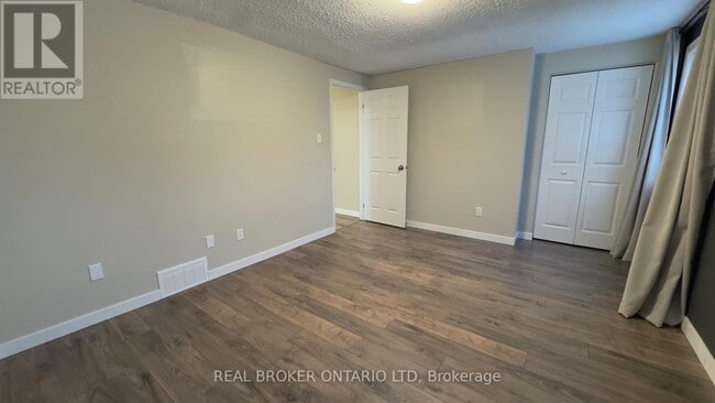 Photo - 457 Wilkins St