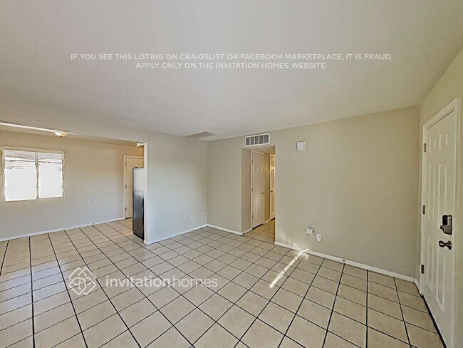 Photo - 4422 S Park Dr