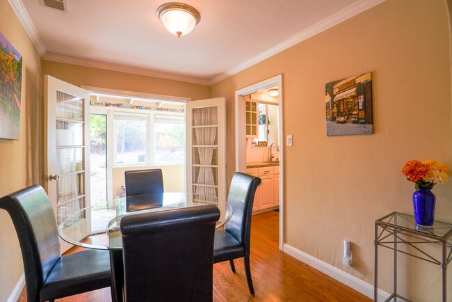 Photo - 610 Topaz St