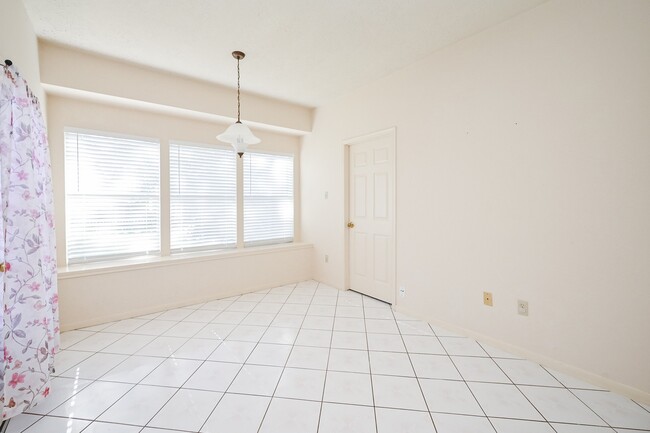 Photo - 9731 New Kent Dr