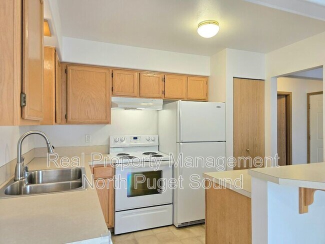Photo - 5328 138th St NE Unidad B