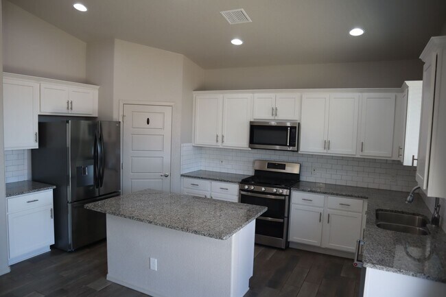 Photo - A Home You Have To See To Believe!!!