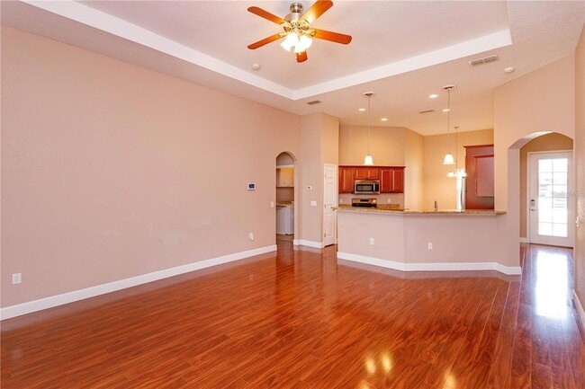 Photo - 135 Eloise Oaks Dr