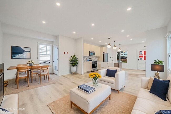 Photo - 24 Skillman St Unit Lower