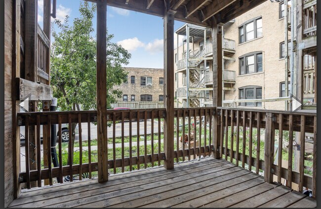 Photo - 6931 N Lakewood Ave