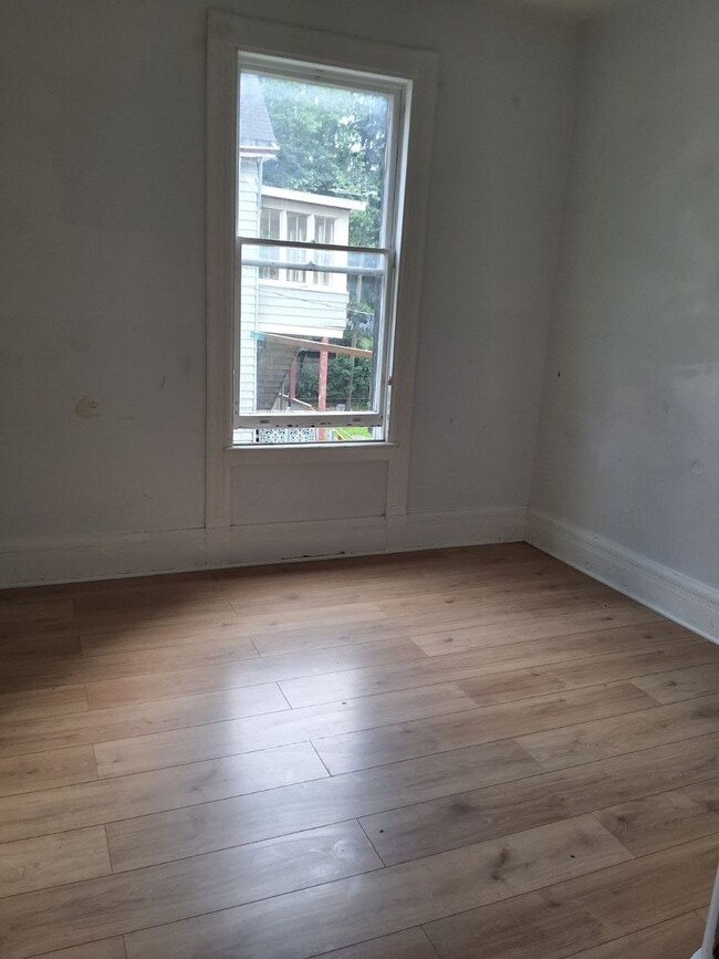 Photo - 98 Academy St Unit Apt 2