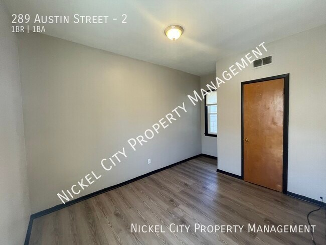 Photo - 289 Austin St Unit 2