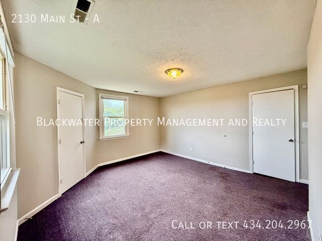 Photo - 2130 Main St Unit A
