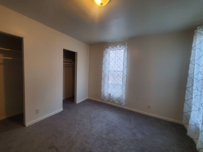 Photo - 2010 Forestdale Ave Unit 2010 Forestdale Ave -UP