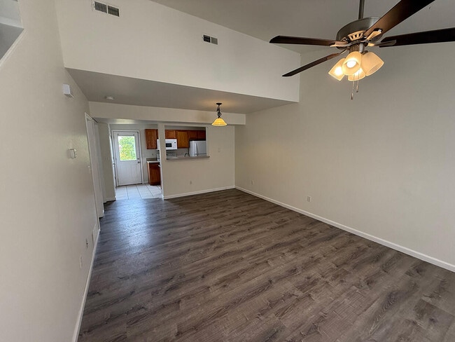 Photo - 1417 Raleigh Dr