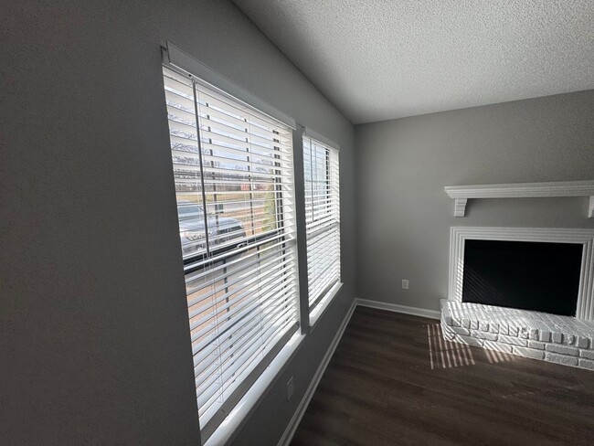 Photo - 3546 Christine Rd