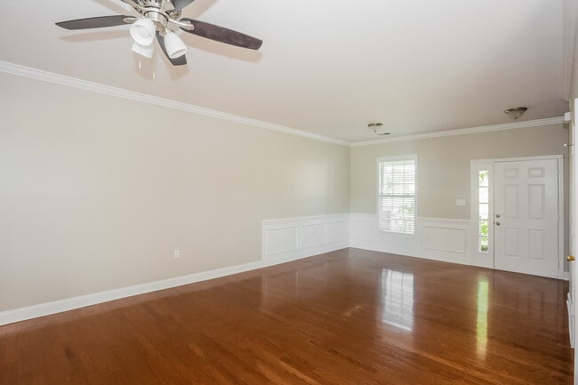 Photo - 1004 Semmes Ln