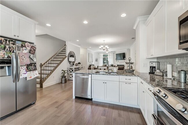 Photo - 7940 Willoughby Ct